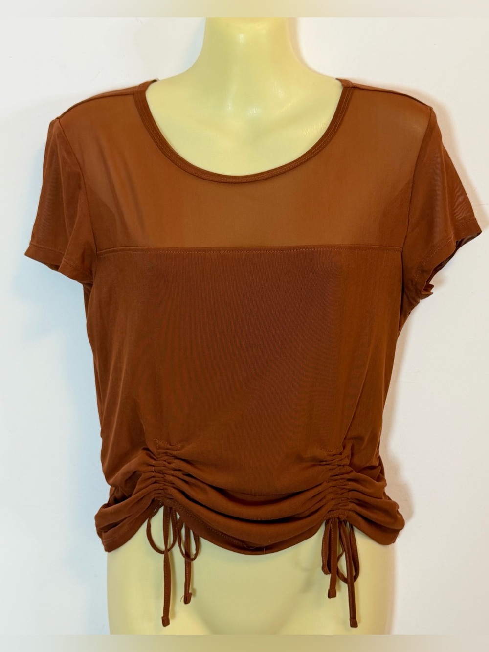 Crave Fame Brown Ruched Short Sleeve Mesh Panel Crop Top